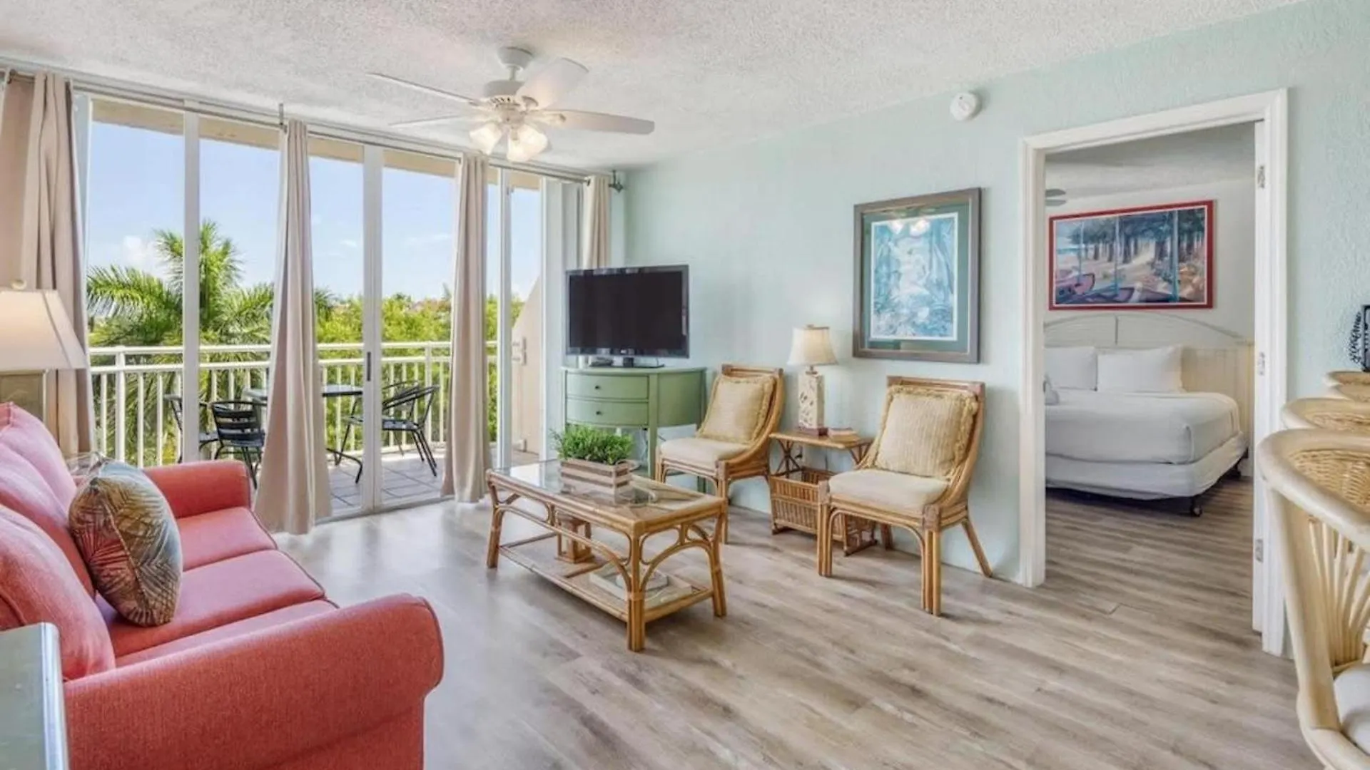 The Samana Cay - Sunrise Suites Key West