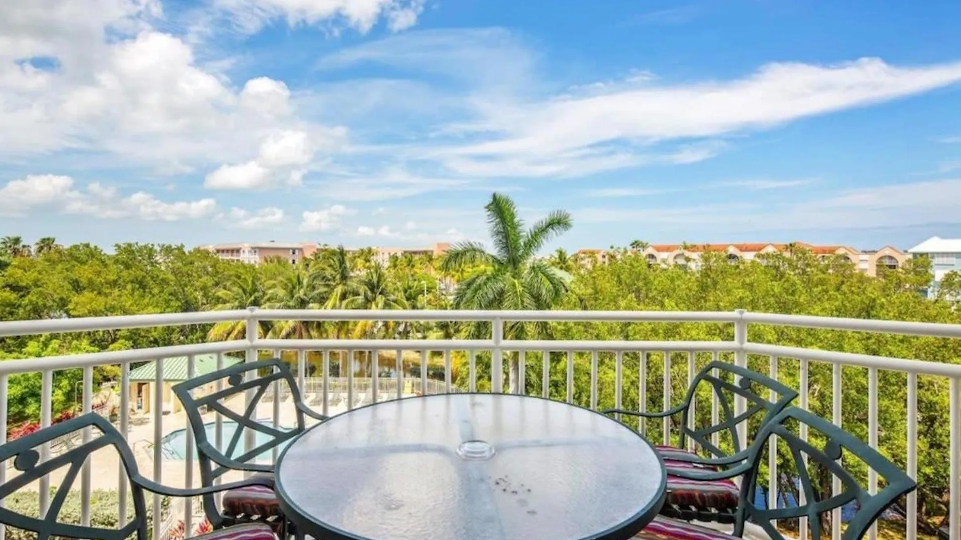 The Samana Cay - Sunrise Suites 基韋斯特 公寓